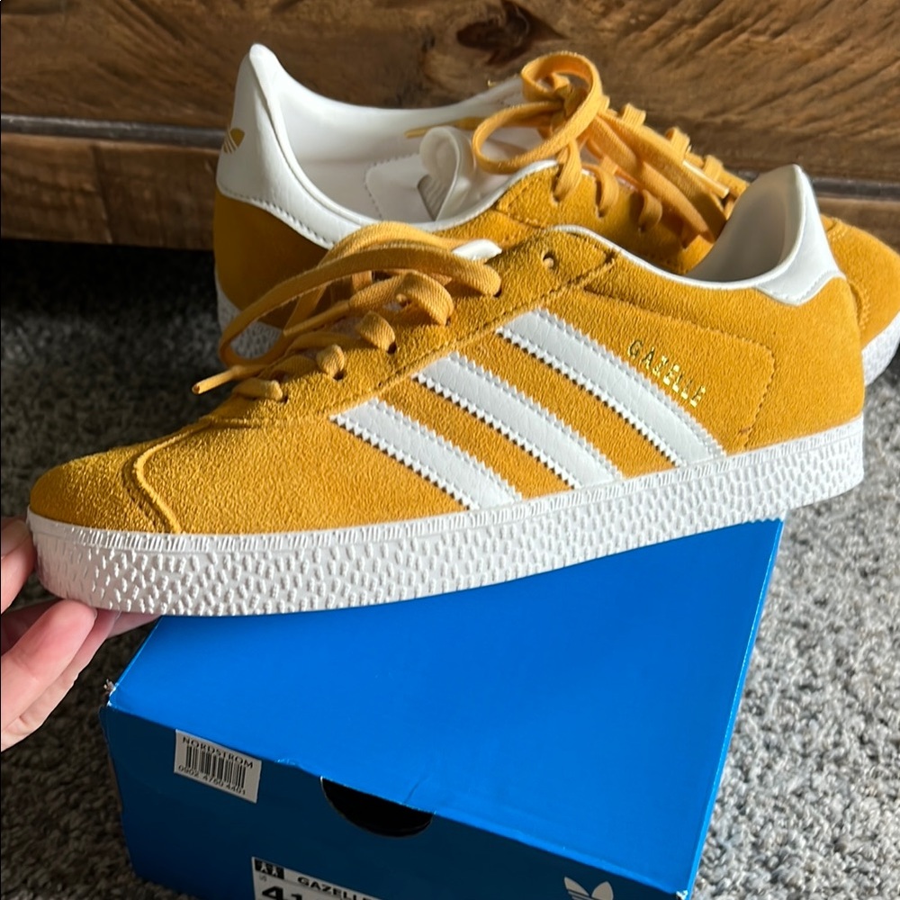 Adidas Gazelle Yellow and White Sneakers - Picture 3 of 5